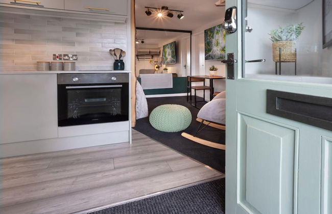 Eden Escape - Comfy Apartment Quiet Neighbourhood - Foto 9