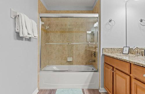 Lake view Pool home near Disney - 5BR 4BA - Foto 82