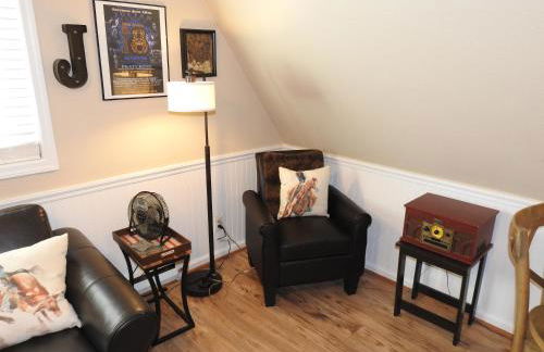 Historic Gold Town Loft A-Frame 1 Bedroom with sofa sleeper WIFI - Foto 4