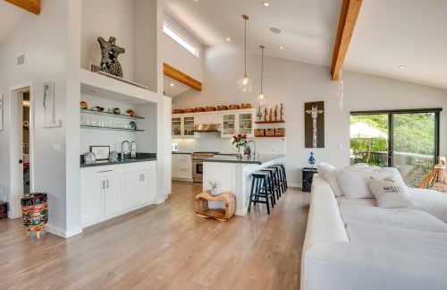 Malibu Retreat with Balcony and Mountain Views - Foto 7