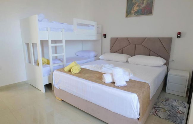 Vila Xhafa - Foto 31