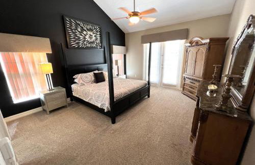 Magical Lakeview 4 Master Suites Pool Hot Tub BBQ Home Theater 2 Miles Disney - Foto 42