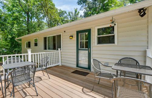 Pasadena Hideaway with Game Room and Fire Pit! - Foto 32