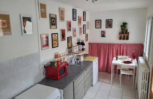 Le Lobrot - studio 2 personnes - parking facile - Foto 2