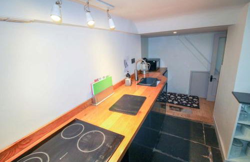 Milldam Cottage a characterful cottage in an elevated location above Coniston with walks from the door - Foto 7