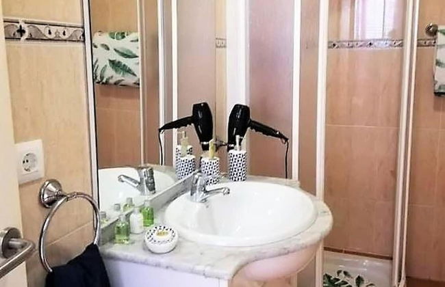 Apartment in Spain With Beach Access - Photo 17