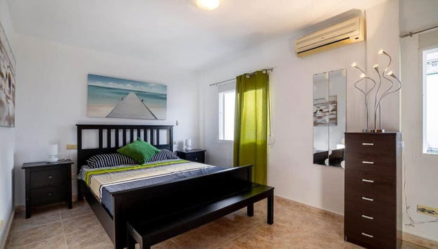 Charming 3-bed Apartment in Fuengirola - Foto 5, Habitación