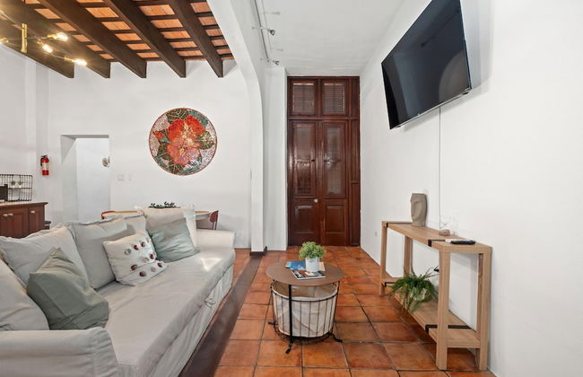 Otium Rentals Penthouse w 2 Terraces - Photo 15