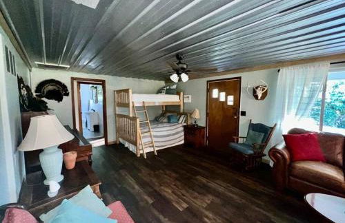 Quiet Farmhouse IN THE COUNTRY close to major theme parks - Photo 23