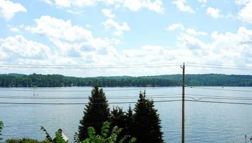 Amazing view of Lake Winnisquam, fully remodeled! - Foto 4
