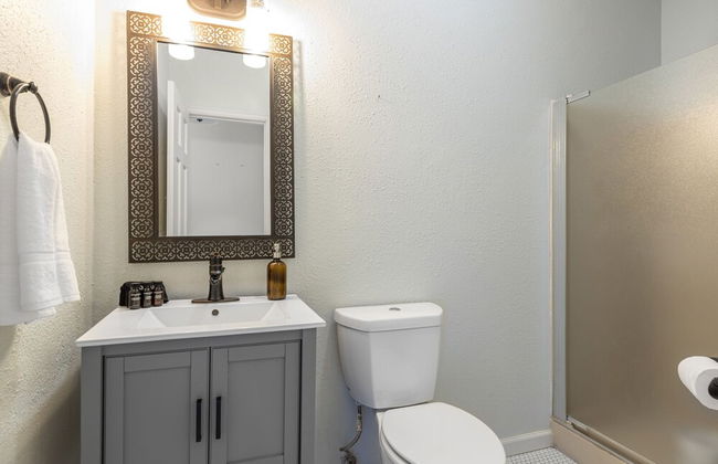 Jasmine by Avantstay Entertainers Paradise w Hot Tub Pool Table Large Patio - Foto 25