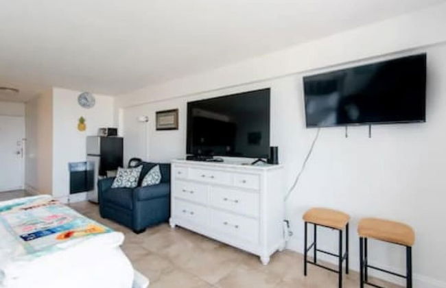 613 3 Beds Luxury Beachfront Studio Ideal 4 Long Stays - Foto 54