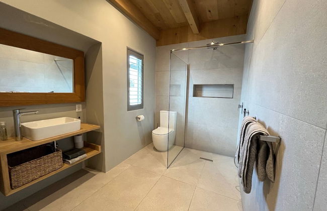 Beach Tower House Luxury Beachfront Villa - Photo 15