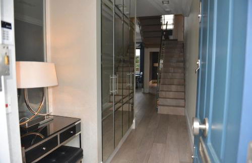 Luxury 4 Bedrooms 5 Baths 2 Receptions Family House with Garden Chelsea - Foto 49