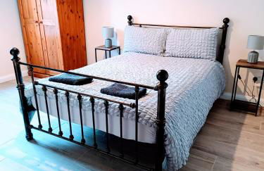 City centre B Apartment, parking, sleeps 6 - Foto 1