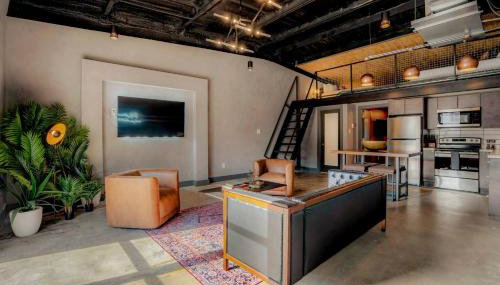 Maltby Motors 1 - The Americano Loft near Downtown - Foto 4