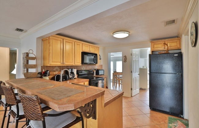 813 E 6th Ave 3 Bedroom Home by RedAwning - Foto 9