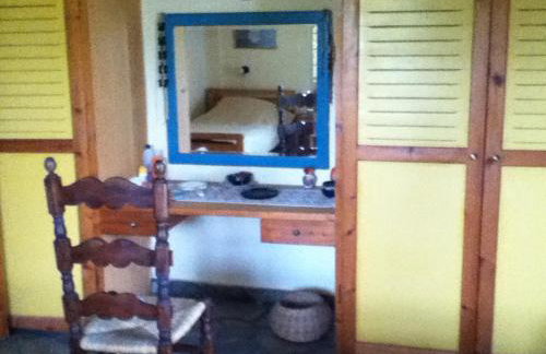 Secluded 1.8 acre garden Villa, for exclusive use with Stunning Views. - Foto 39