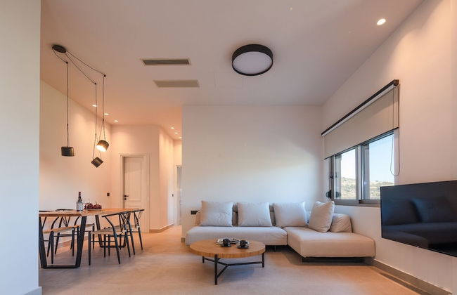 Panorama Luxury Suites - Photo 30