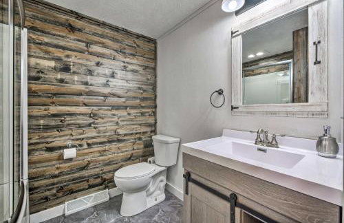 Spacious Massillon Log Cabin with Fire Pit! - Foto 25