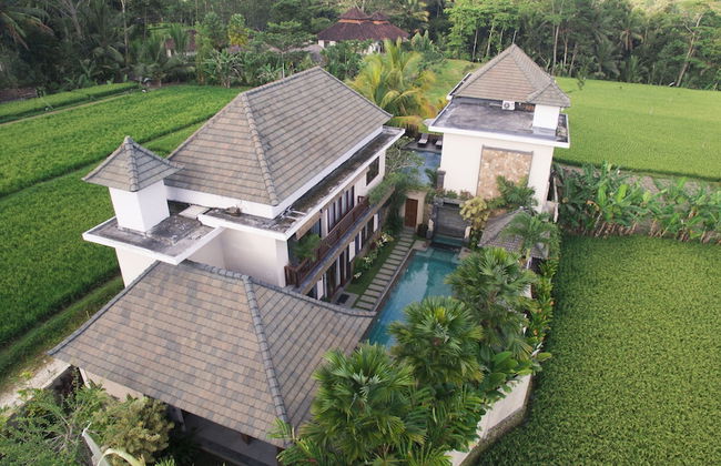 Alosta Luxury Private Villa - Foto 33