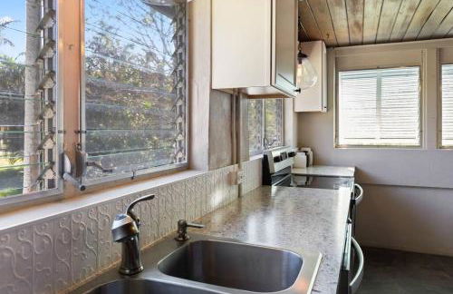 1mi to Beach Jungle Bungalow 1 acre with Pool - Foto 12