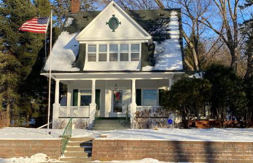 The River's Echo-Historic River House-4 Bedrooms, 6 Beds, 10 Guests - Photo 37