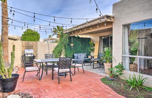 Patio and Workspace Litchfield Park Vacation Rental - Foto 3