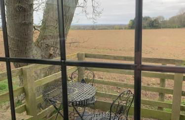 The Old Telephone Exchange - surrounded by fields! - Photo 23