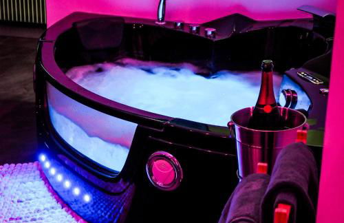 Loveroom & Jacuzzi TIJUGO - Clermont Ferrand - Photo 8
