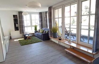 Exklusives Penthouse mit Dachterrasse, hochwertig ausgestatteter Küche mit Dampfgarer, inklusive 2 Stellplätze und Fahrradgarage - Foto 11