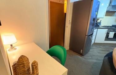 2 bedroom 2 bathroom ground floor apartment in central location - Foto 69