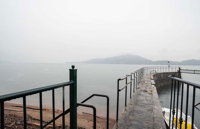 Holiday Home in Meina With Private Beach - Foto 24