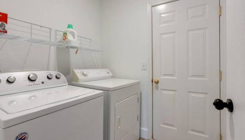 Sutherland Retreat 3BR 2BA and 2 car garage - Foto 3