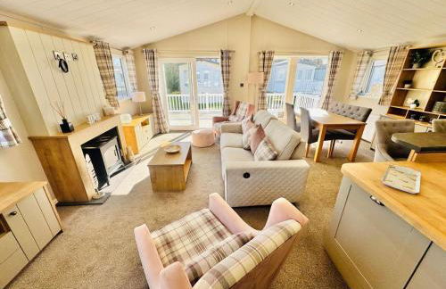 The Pink Lady with games table - Foto 6