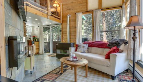 Idaho Springs Cabin with Hot Tub on Half Acre! - Foto 4