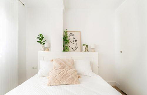 Espectacular piso reformado al lado del rio Turia - Foto 14