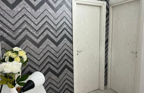 SKY HOUSE LUXURY - Photo 17