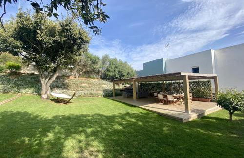 Bini Moxonia Villa de lujo con Vistas al mar, piscina, barbacoa Espectacular Jardín - Foto 13