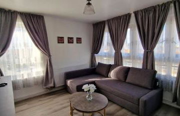 Home for the Holidays - Photo 9