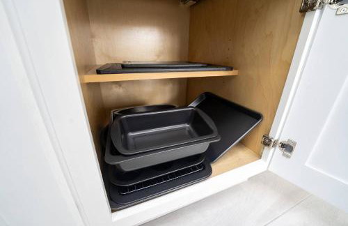 Close to the Action, Peaceful When You Return - Foto 14