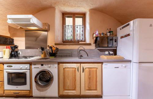 Chalet De Charme à la Montagne - Foto 7