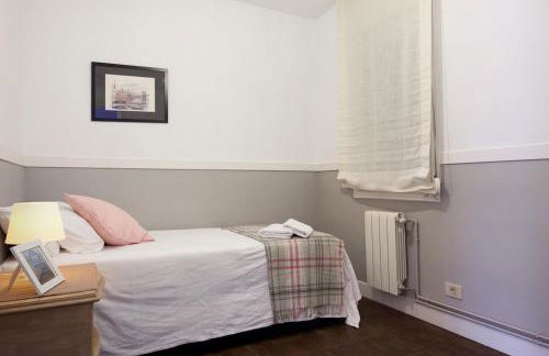 Letsgo Camp Nou Apartment - Photo 8