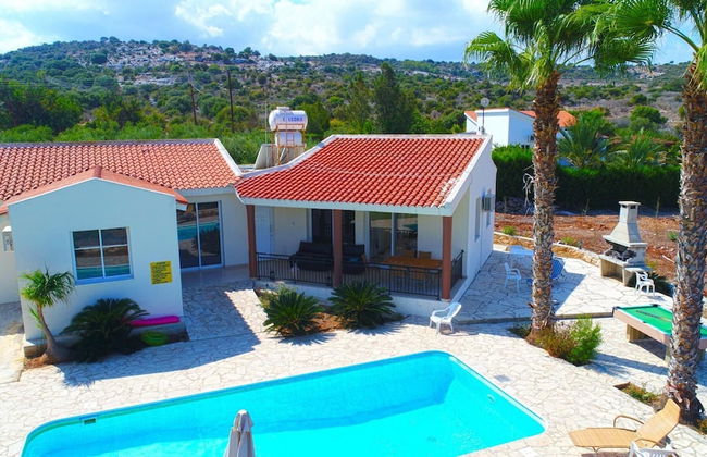 Villa Anthoulis in Latchi - Foto 1