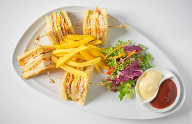 Palace Gate Hotel & Residence by EHM - Photo 58