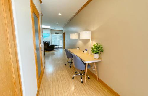 2 min walk to beach! Large Home! Rooftop Deck! - Foto 13