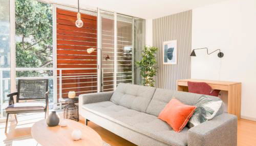 HomeForGuest Design Attic Apartment FREE Parking - Foto 2