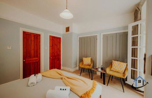 Unique Boathouse, detached free parking x4 cars - Foto 66