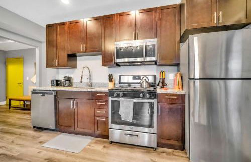 Cle Suites 1BR 1BA 5 min Walk to Cle Clinic #7 - Foto 3