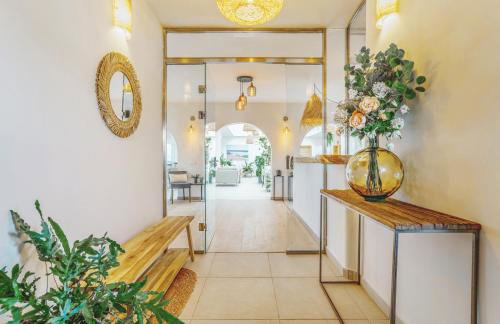 Boutique Beach Villa by Lanzarote Retreats - Private Pool - 1 min walk to Sea Pool - Photo 65